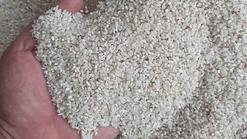 تصویر 1 از برنج هندی نیم دانه خوش پخت و مقرون به صرفه
