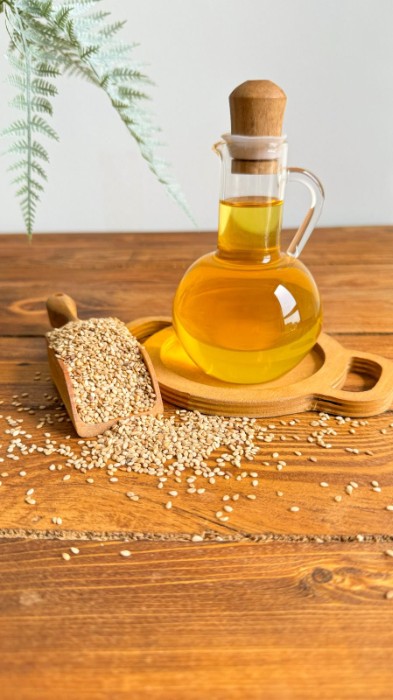 تصویر 4 از روغن کنجد دست چین تهیه شده از بهترین دانه های رسیده