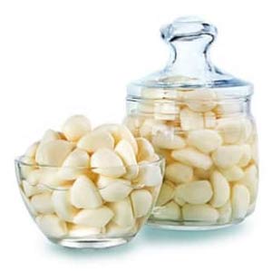 تصویر 1 از قیمت روز + ترشی سیر مروارید با بسته بندی یکنفره ۷۰ گرمی