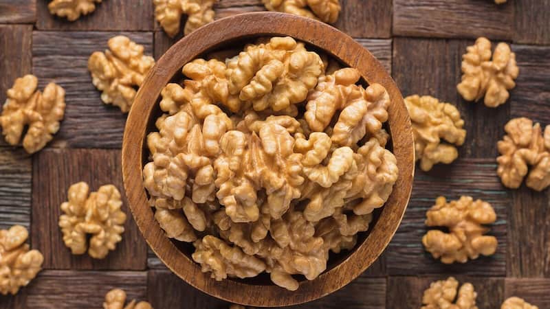 مغز گردو سفید با رنگ روشن و ممتاز