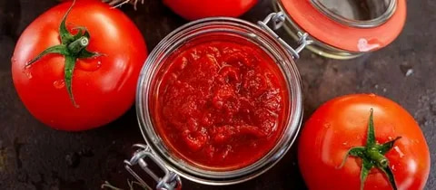 تصویر 2 از رب گوجه فرنگی آتا گزینه ای مناسب برای ایجاد رنگ طبیعی و قوام بهتر در پخت