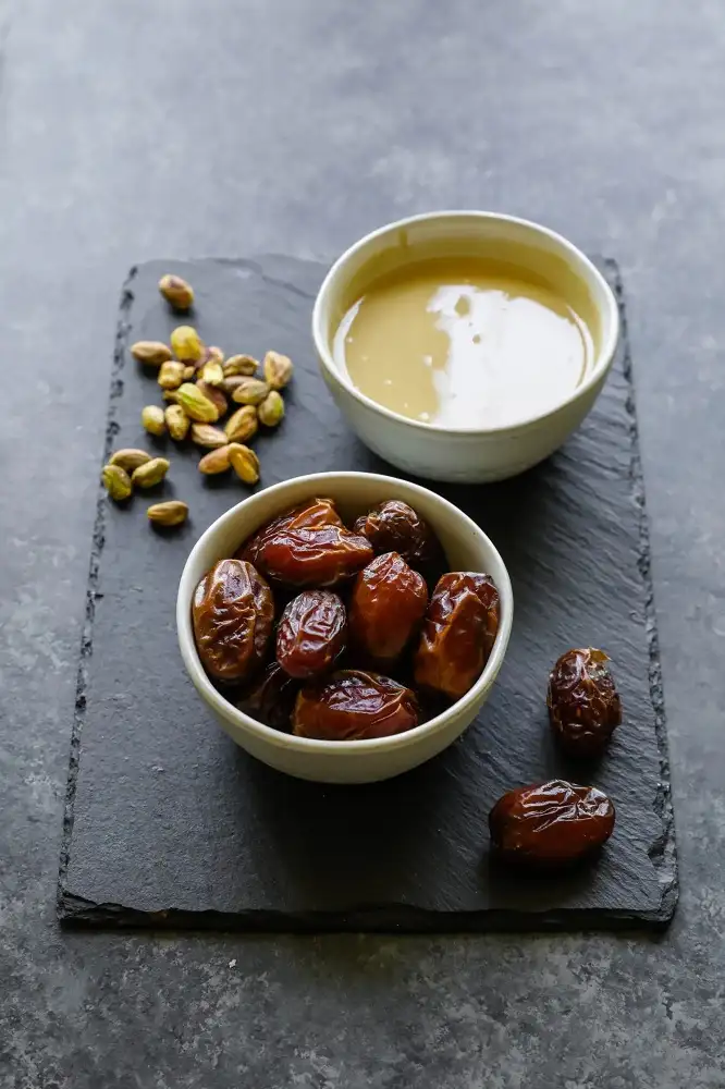 خرما ارده جنوبی خوراک مقوی برای مصرف روزانه