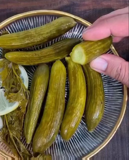 تصویر 4 از قیمت خرید عمده + خیارشور ویژه ۲۰۰ گرمی بسته بندی ساندیسی