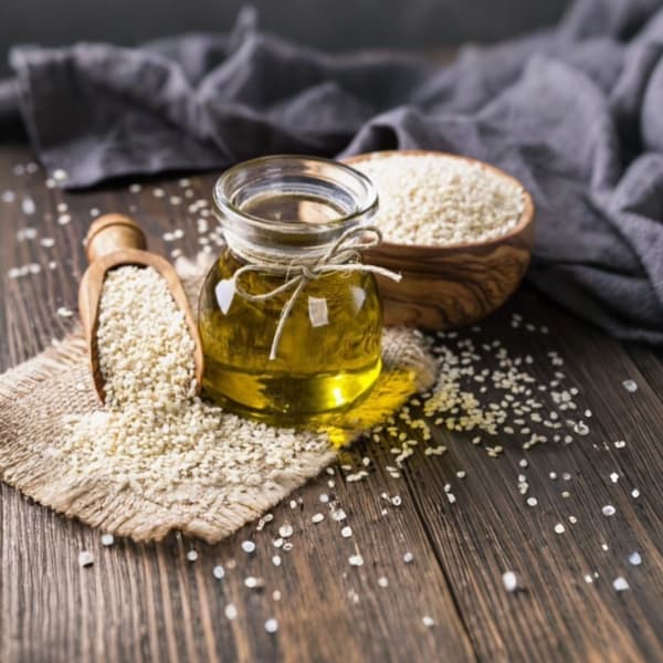 روغن کنجد مالشی مناسب ماساژ و آرامش بدن