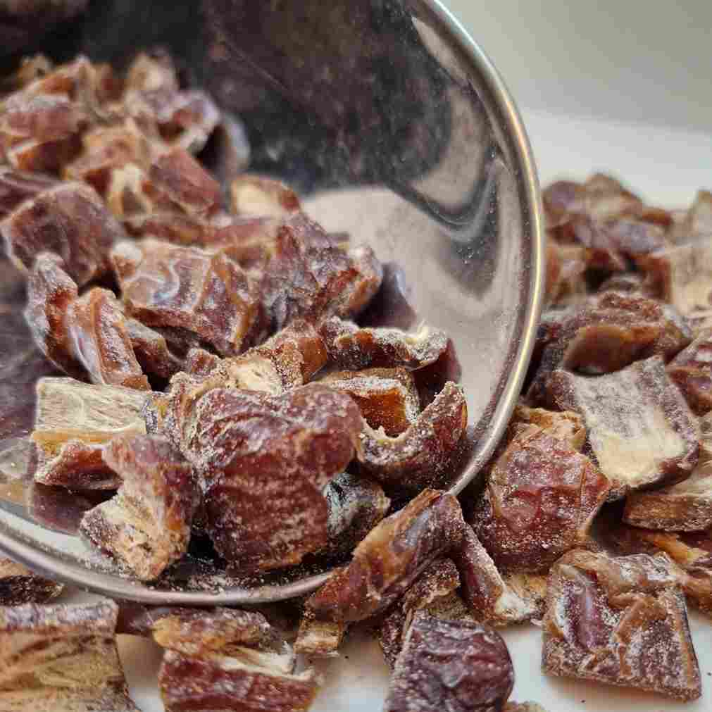 تصویر 3 از چیپس خرما پیارم خشک شده به روش اصولی با ماندگاری بالا