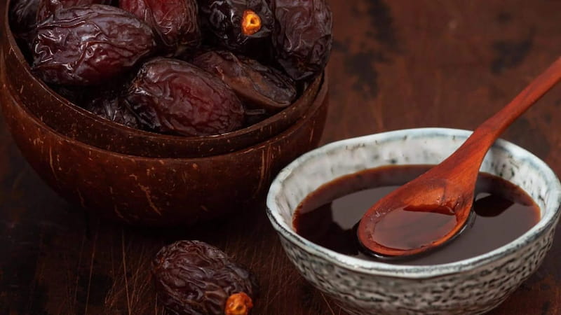 شیره خرما جنوب تهیه شده از خرماهای مرغوب نخلستان های جنوب