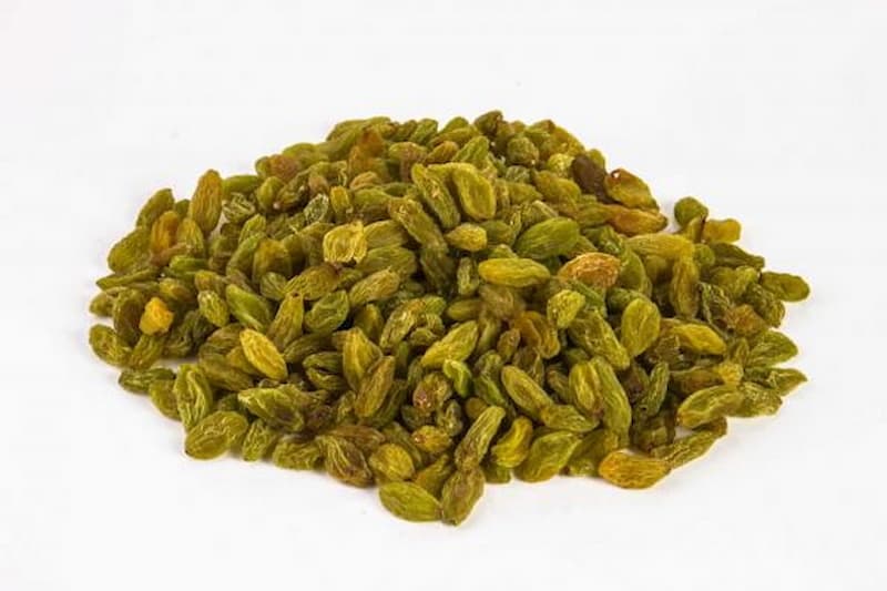 تصویر 4 از کشمش آفتابی کاشمر مرغوب با طعم شیرین طبیعی
