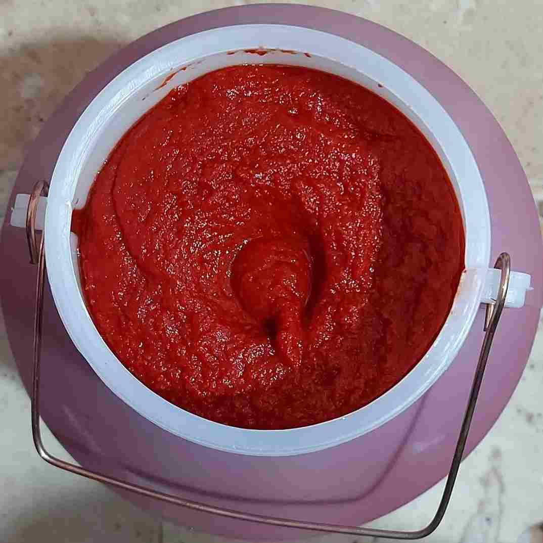 تصویر 1 از رب گوجه فرنگی دلپذیر با غلظت مناسب و رنگ طبیعی
