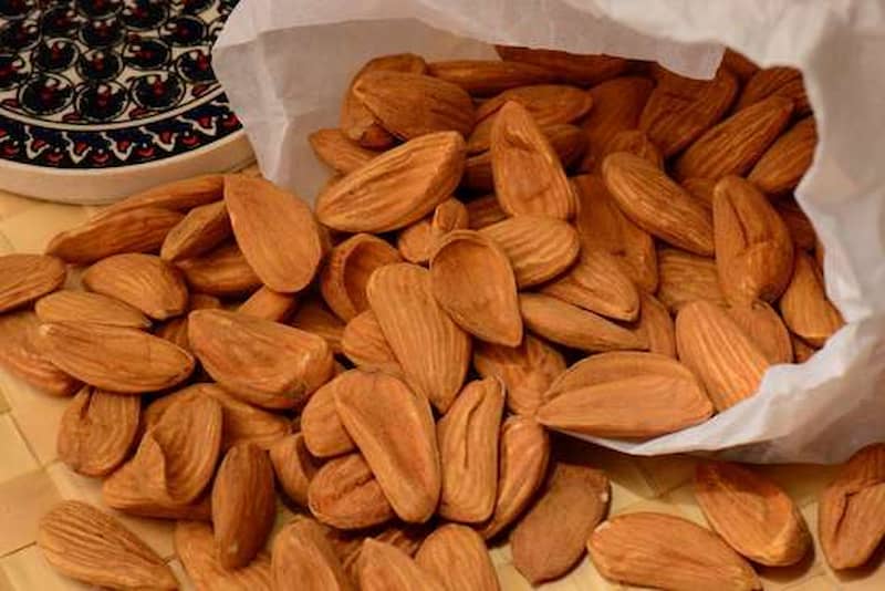تصویر 4 از بادام مامایی درشت مرغوب با طعم طبیعی و تازه