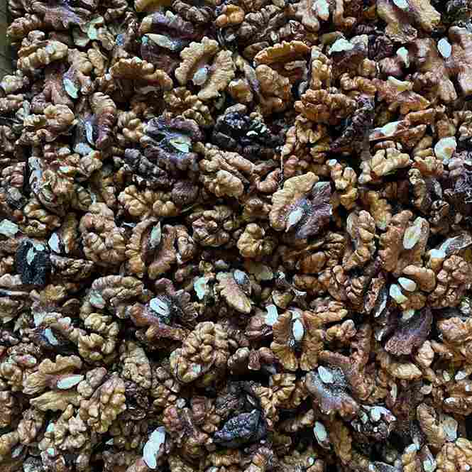 تصویر 1 از مغز گردو فسنجانی چرب مناسب تهیه خورشت اصیل
