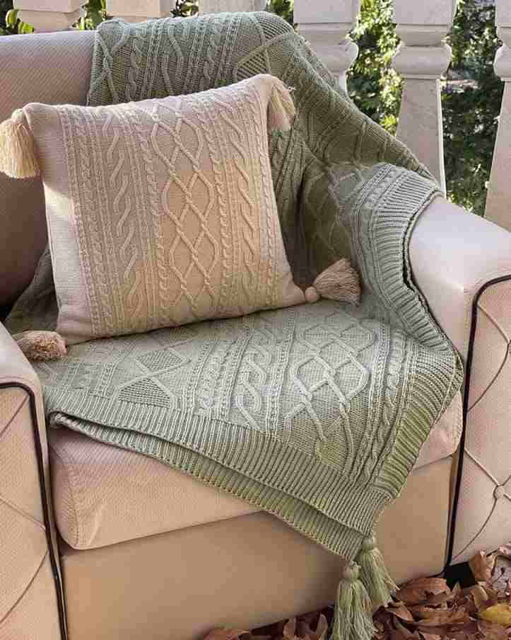 تصویر 2 از پتو مبل نرم و لطیف مناسب دکوراسیون منزل