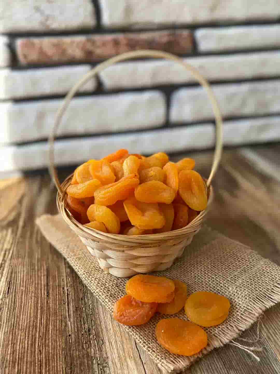 تصویر 4 از قیسی زردآلو درجه یک تهیه شده با فرآوری سنتی و اصولی