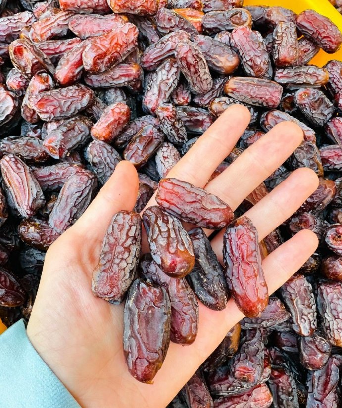 فروش عمده خرما پیارم حاجی‌آباد + قیمت عمده
