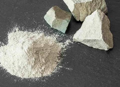 تصویر 1 از زئولیت معدنی کلینوتپیلولیت کاربردی در صنایع و کشاورزی