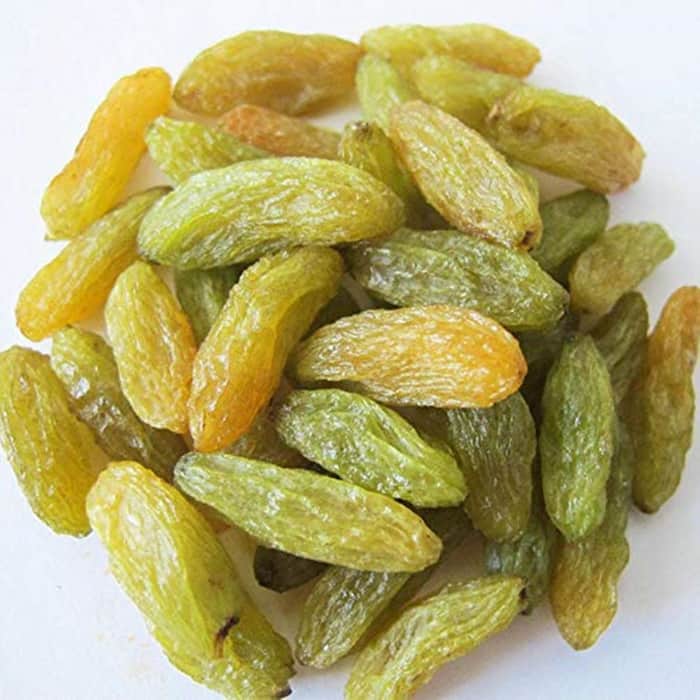 کشمش سبز تاکستان تهیه شده از انگورهای مرغوب