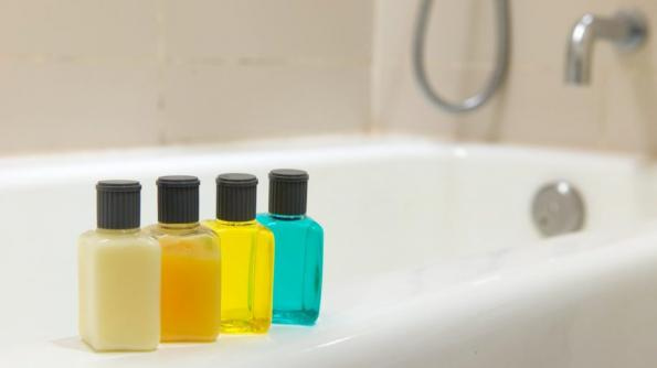مایع دستشویی جیبی با حجم کم و حمل راحت