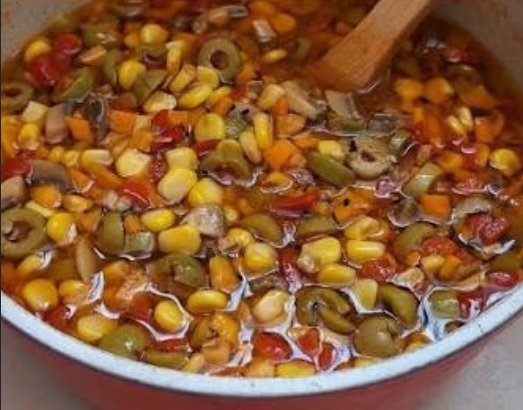 ترشی اسپانیایی خوش طعم + قیمت فروش ویژه