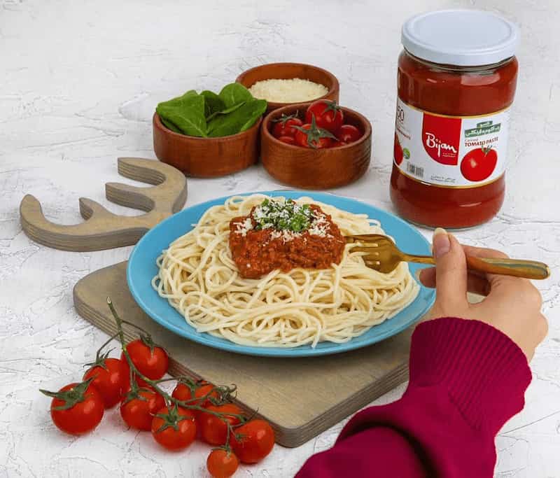 تصویر 3 از رب گوجه فرنگی بیژن انتخابی مناسب برای مصرف آسان و روزمره