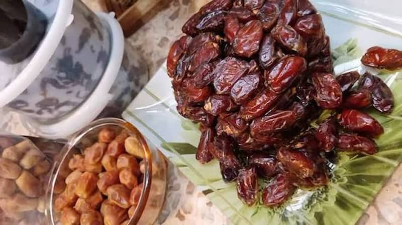 تصویر 4 از خرما کبکاب خوزستان با طعم اصیل و بافت فوق العاده نرم