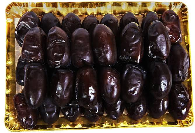 تصویر 3 از خرما مضافتی لوکس با انتخاب دقیق برای مصرف کنندگان خاص