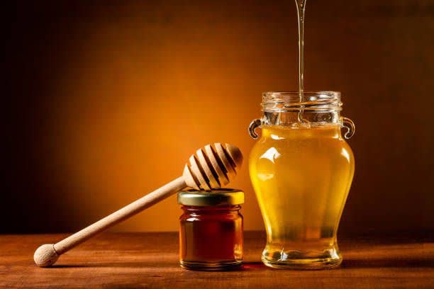 عسل سبلان طبیعی با رنگ شفاف و کیفیت بالا