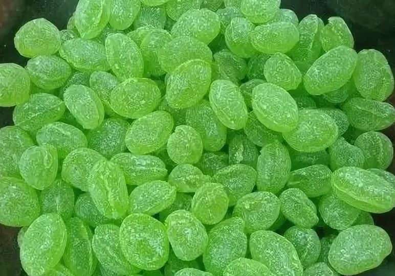تصویر 1 از آبنبات نعنایی قدیمی با طعم اصیل و خاطره‌انگیز