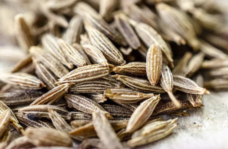 زیره سیاه پاک شده با دانه های درشت و خوش عطر