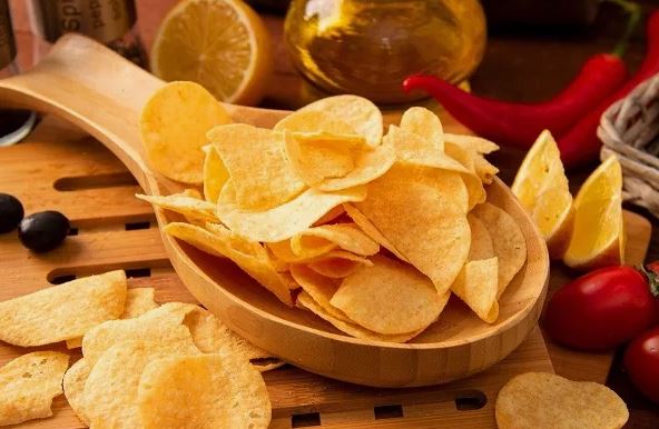 تصویر 2 از چیپس فیدل جعبه شش ضلعی با بسته‌بندی خاص و طعمی ماندگار، انتخابی متفاوت برای پذیرایی و فروش