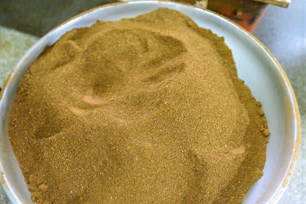 تصویر 1 از حنا بی رنگ مناسب مراقبت و تقویت مو