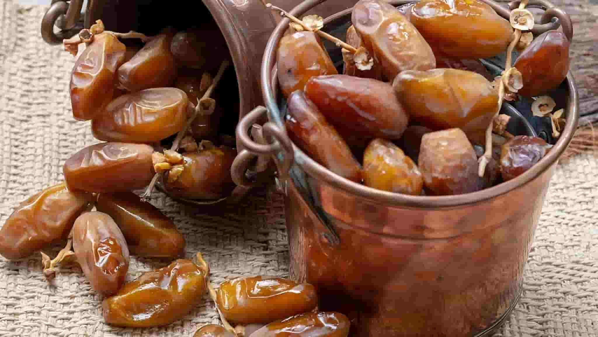 تصویر 1 از خرما زاهدی درشت انتخابی مناسب برای بازارهای صادراتی