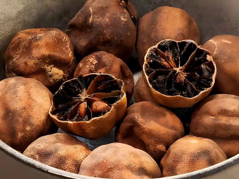 تصویر 4 از لیمو عمانی اعلا با مرغوبیت تضمین شده و قابلیت طعم‌دهی بالا به انواع خورشت