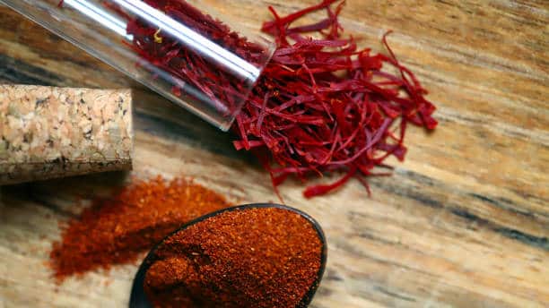 تصویر 3 از زعفران پوشال معمولی با عطر دل‌ انگیز و رنگ طبیعی