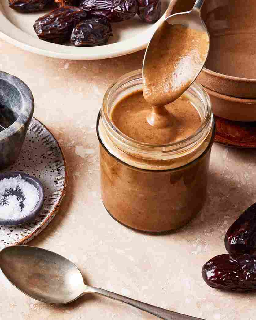 تصویر 1 از خمیر خرما اهواز با طعم اصیل خرما های جنوب