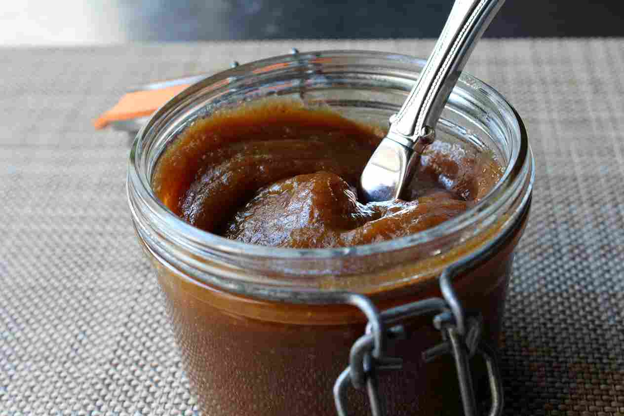 خمیر خرما بوشهر با طعم اصیل و کاربرد گسترده