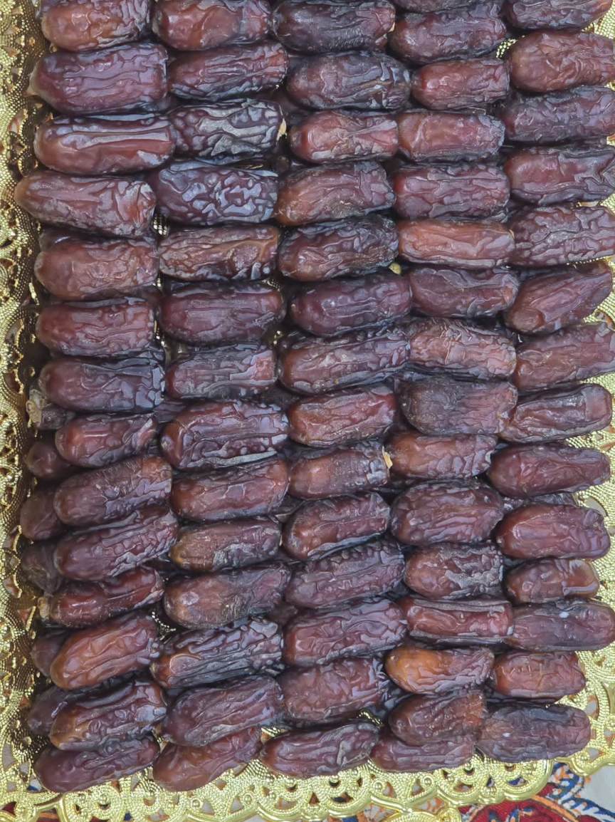 تصویر 3 از خرید خرما پیارم فله برای بسته‌بندی + قیمت عمده