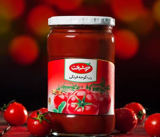 رب گوجه فرنگی خوشبخت دارای بافت نرم و رنگ چشمگیر