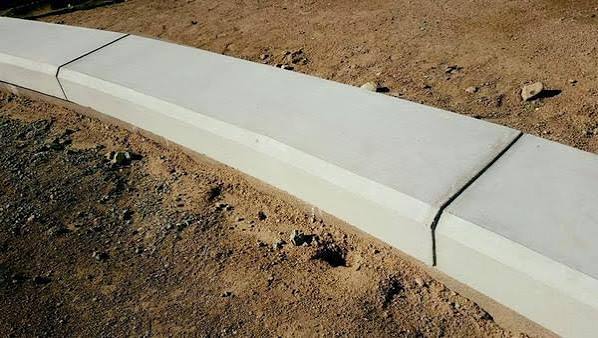 جدول بتنی کوتاه مقاوم مناسب فضای باز و محوطه سازی