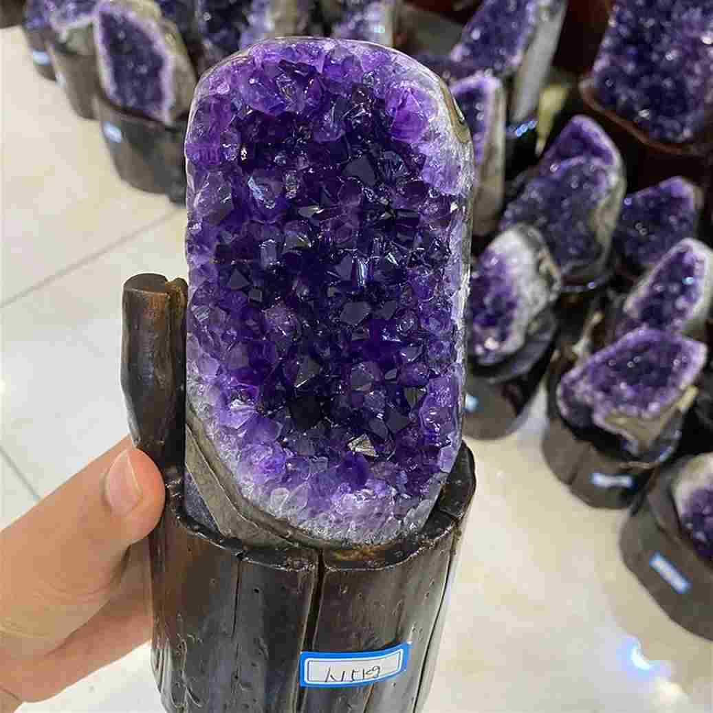 سنگ سیلیس بنفش مناسب دکور و مصارف تزئینی