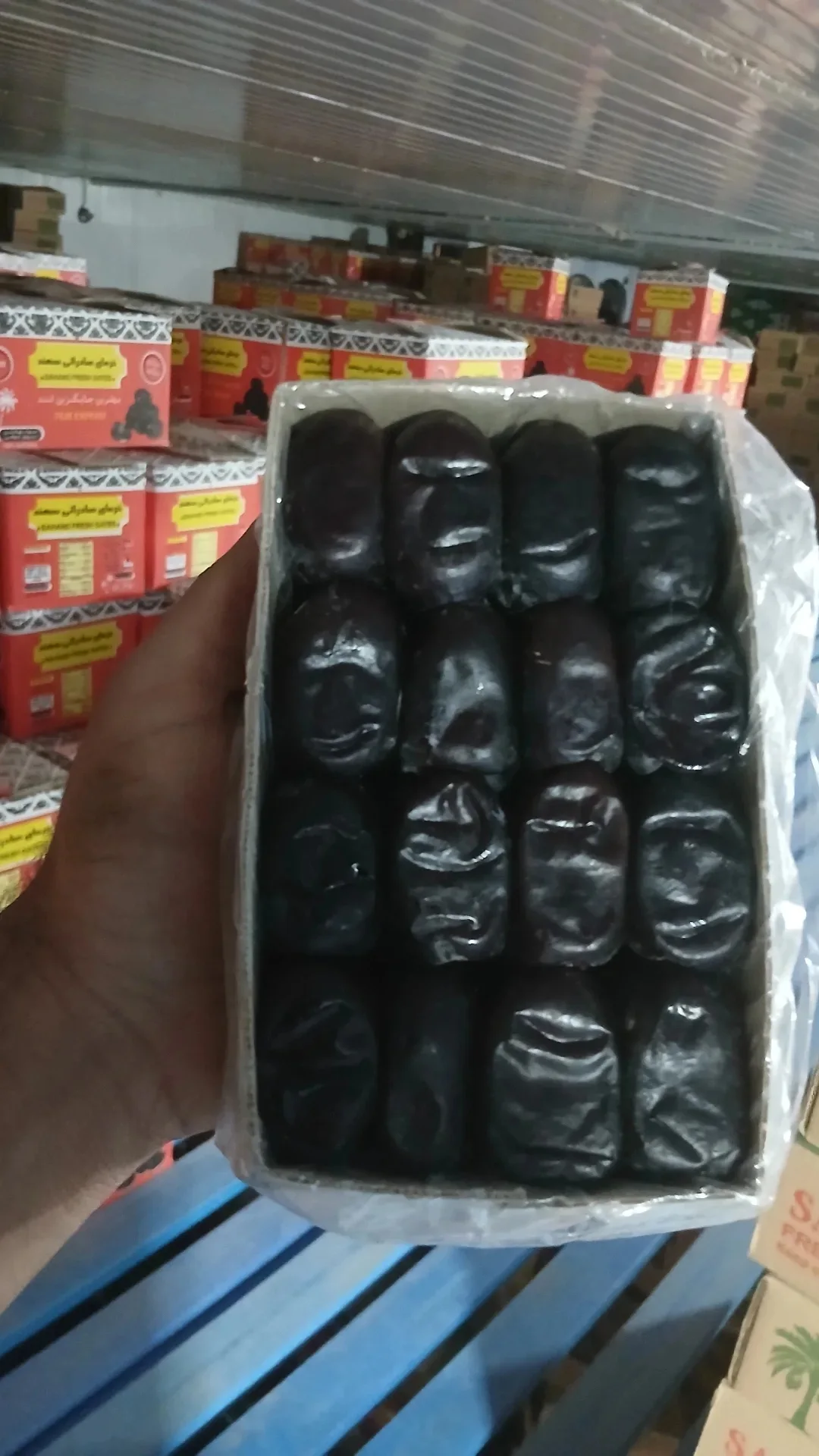 تصویر 2 از خرید خرما مضافتی عمده از تأمین کننده