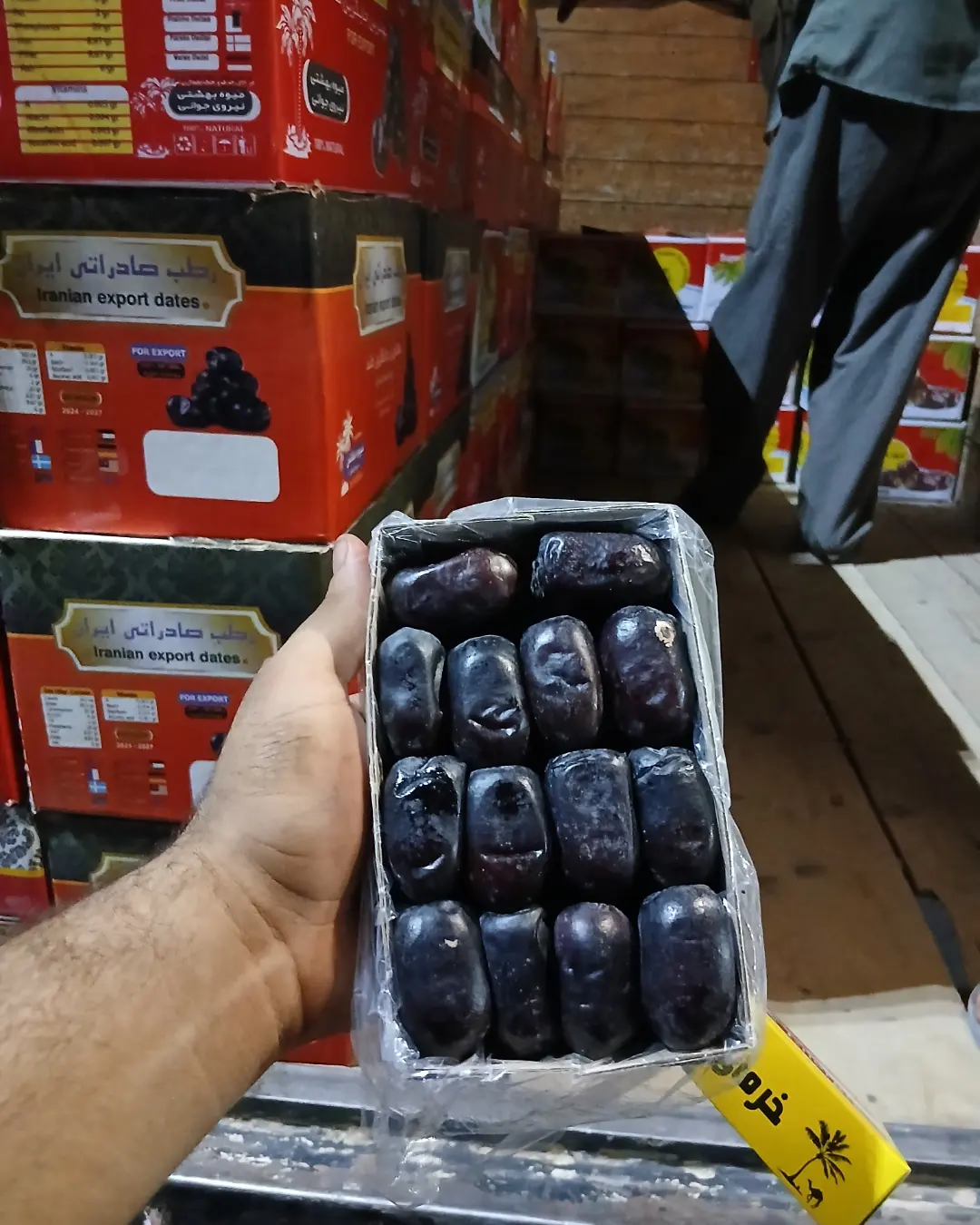 تصویر 3 از تأمین خرما مضافتی عمده به صورت مستمر