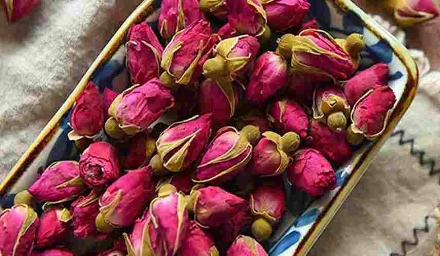غنچه گل محمدی فله با رنگ طبیعی و عطر ماندگار