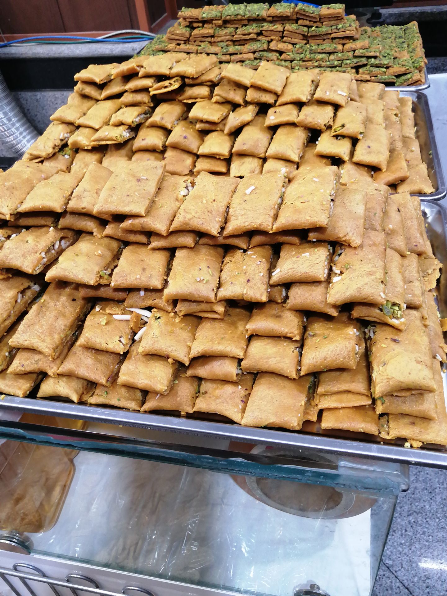 تصویر 1 از سوهان عسلی با عسل طبیعی