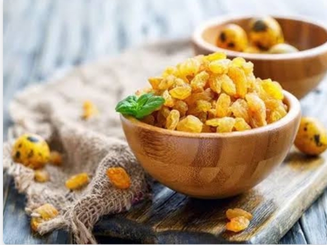 تصویر 1 از کشمش گلدن طلایی ملایر (نوع ممتاز) + صادرات عمده به عمان