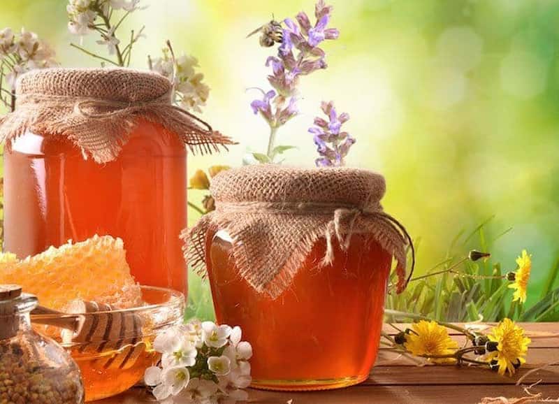 عسل چهل گیاه کوهستان خالص با طعم خوشایند طبیعی