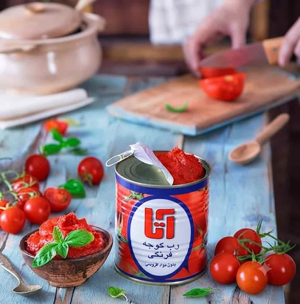 رب گوجه فرنگی آتا تهیه شده از گوجه های رسیده