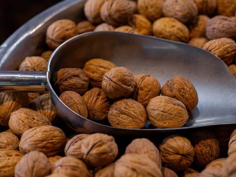 گردو تویسرکان مغز مناسب تهیه شیرینی و دسر