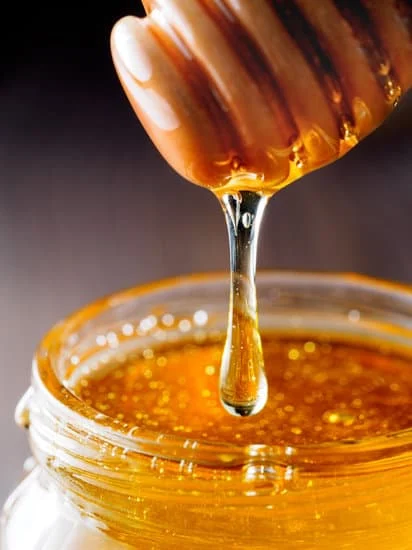 تصویر 4 از قیمت خرید عسل سدرهانیوا در بازار امروز