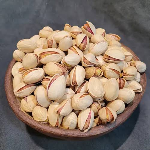 پسته احمد آقایی تازه + فروش صادراتی