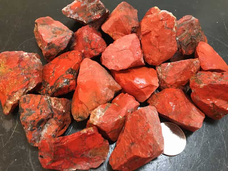 سنگ سیلیس قرمز طبیعی و باکیفیت مناسب مصارف صنعتی