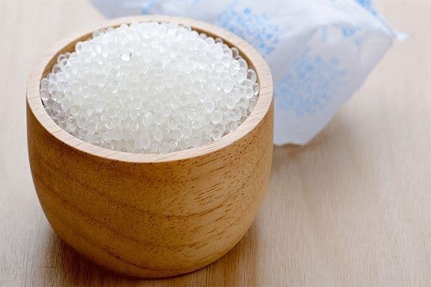 سنگ سیلیس شیشه ای با ساختار بلوری مناسب صنایع شیشه و سرامیک
